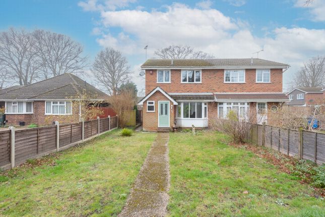 Thumbnail Semi-detached house to rent in Prospect Road, Farnborough