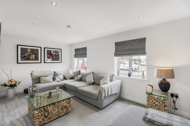 18, Swale Drive, Bedale photo 4
