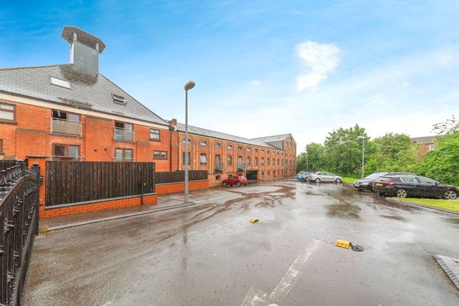 Thumbnail Flat for sale in River View Maltings, Grantham