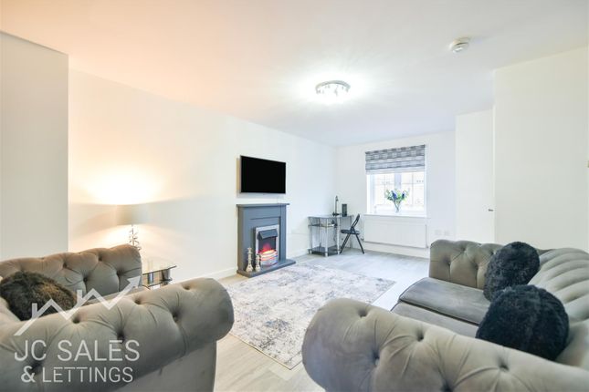 91, Stoneycroft Road, Sheffield photo 2