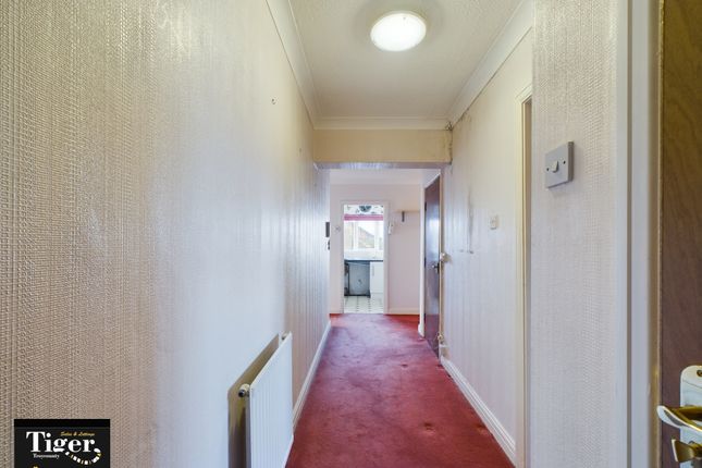 Flat for sale in Gloucester Avenue, Blackpool