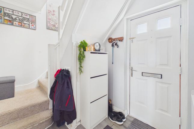 62 Pethybridge Road, Cardiff photo 3