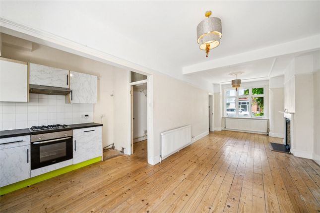 185, Manor Grove, Richmond photo 4