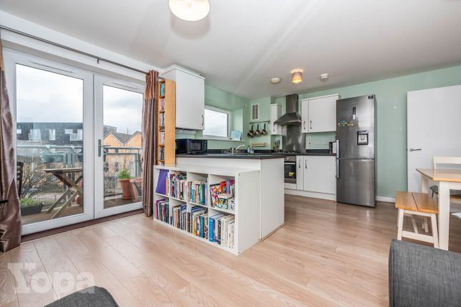 7 Rainbow Villas, Lady Jane Place, Dartford photo 2