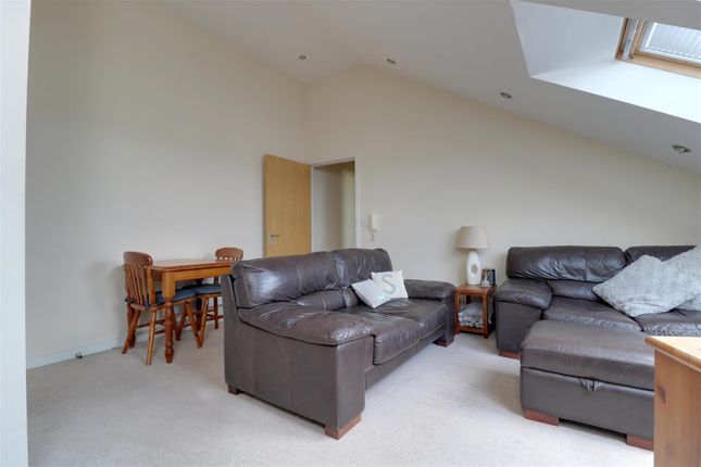 29, The Point, Crewe Road, Alsager photo 3