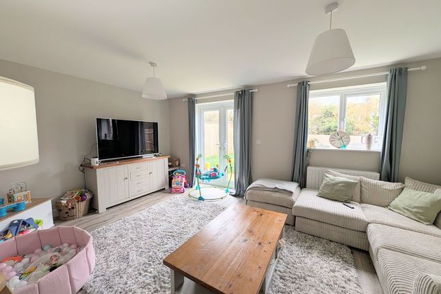 20, Field Drive, Louth photo 3