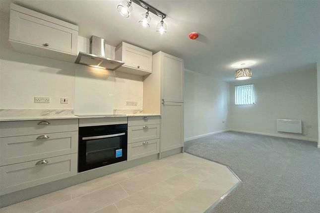 Apt 6, Sycamore Court, Sale photo 2