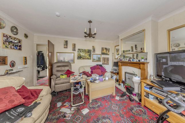 76 Park Road, Stoke-On-Trent photo 4