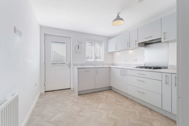 2, Cowan Avenue, Renfrewshire photo 3