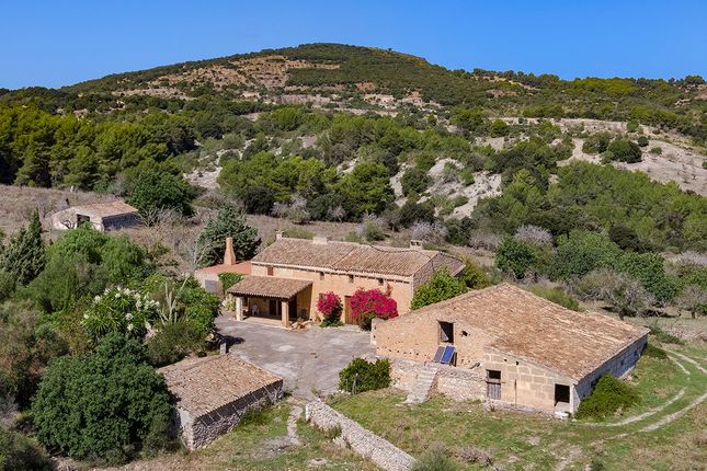 Thumbnail Farmhouse for sale in Finca, Sant Llorenç Des Cardassar, Mallorca, 07530
