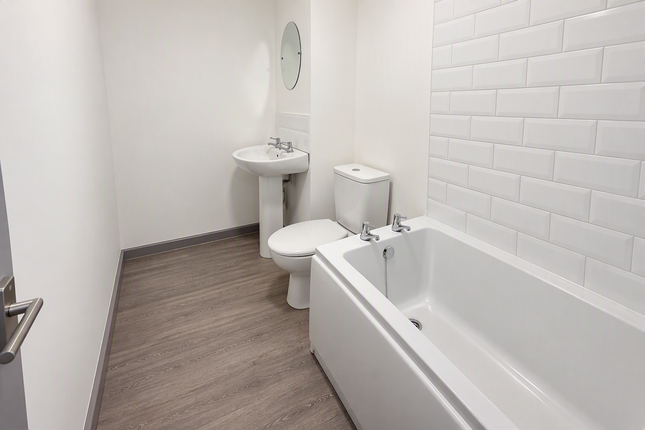 Sandwell Court, Holyhead Road, Birmingham photo 2