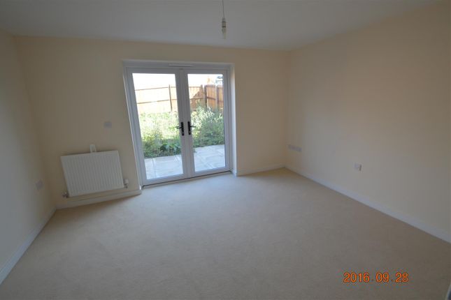 5, Whitestone Road, Manchester photo 2