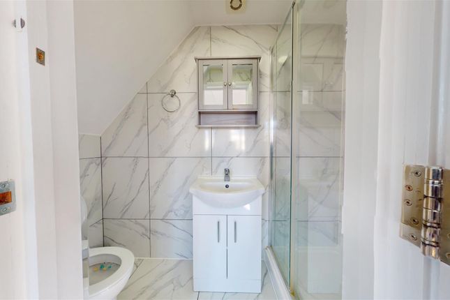 Flat C, 1020, Harrow Road, Kensal Green photo 5