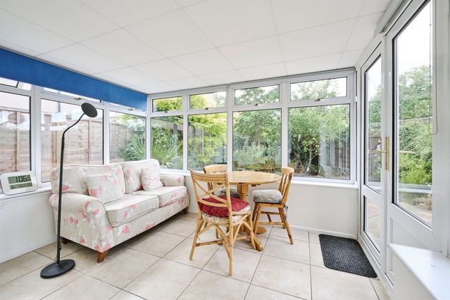14, Mallard Court, Stamford photo 4