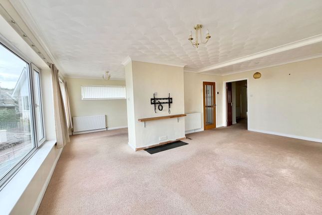 56, Lower Fowden, Paignton photo 4