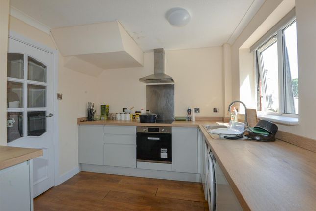 3, Sully Close, Bridgwater photo 5