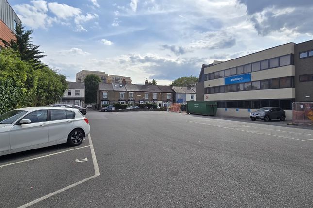 Flat 33, Clayton Road, Hayes photo 2