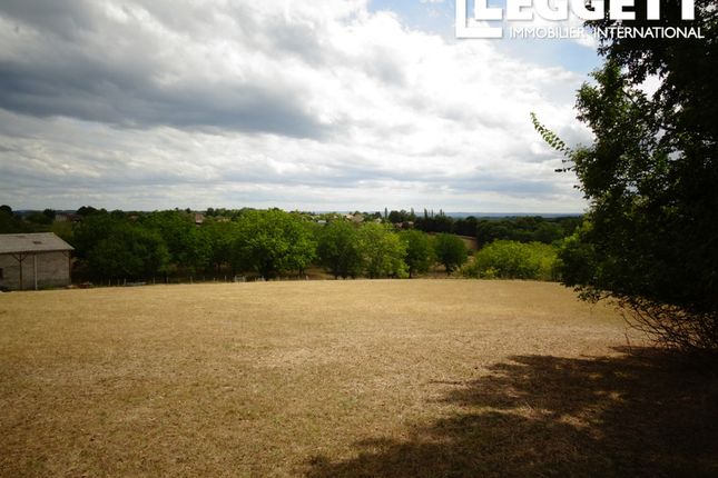 Thumbnail Land for sale in Thiviers, Dordogne, Nouvelle-Aquitaine