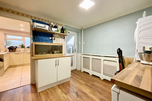 23, Fairfield Road, Newport photo 5