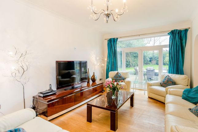 498, Uxbridge Road, Pinner photo 3