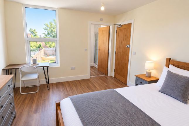 Room 4, 56, Honiton Road, Southend-On-Sea photo 2