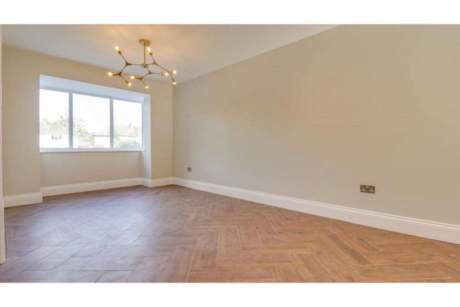 316, Ongar Road, Brentwood photo 3