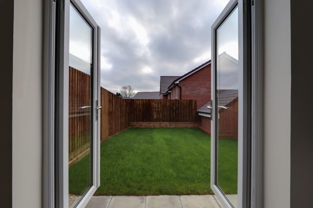46, Robert Hulbert Lane, Stonehouse photo 4