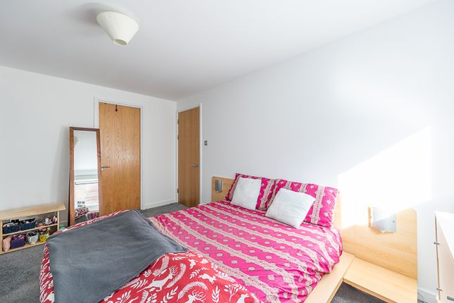 Flat for sale in Dunlop Street, City Centre, Glasgow
