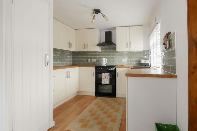 14 Kingsmead, Thornlea Park, Littlehampton photo 3