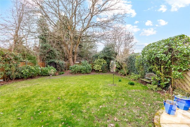 3-bed house on 5, Bellhouse Lane, Brentwood, £650,000