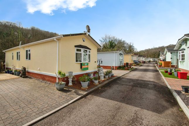 Mobile/park home for sale in Woodlands Residential Park, Quakers Yard, Treharris
