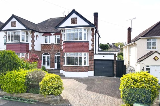 Thumbnail Property for sale in Fontayne Avenue, Chigwell