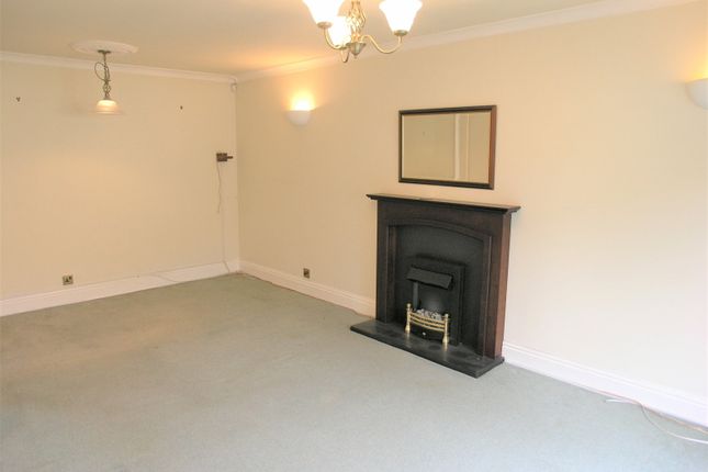 Kerry Close, Brierley Hill photo 4