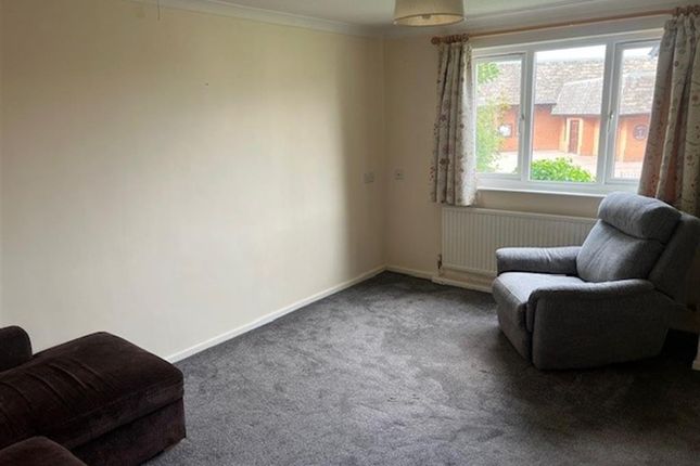 8, St. James Court, Front Street, Leicester photo 5