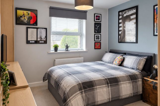SNG SO, 21, Talavera Close, Somerset photo 4