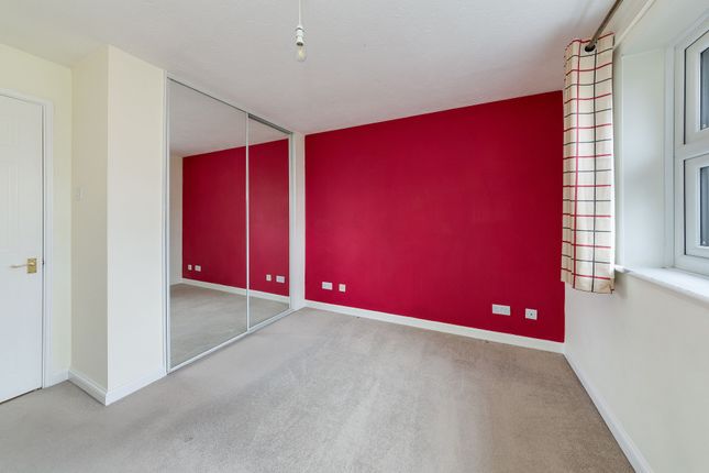 22 Finham Brook, Didcot photo 4