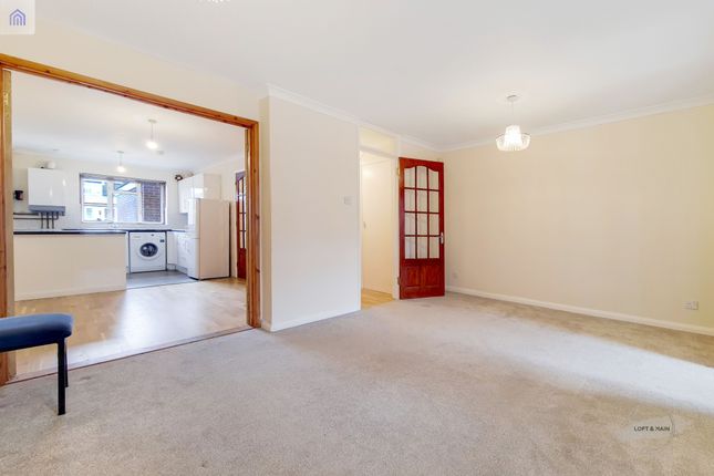 Thumbnail Terraced house to rent in Summerlea, Slough