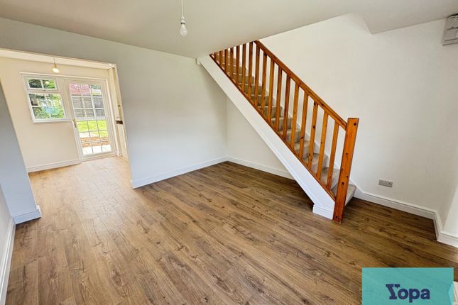 36, Cardigan Grove, Trentham, Stoke-on-trent photo 2