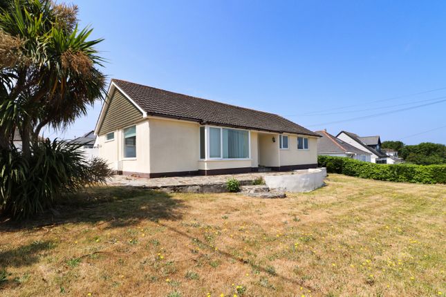 Thumbnail Bungalow for sale in Parkenhead, Padstow