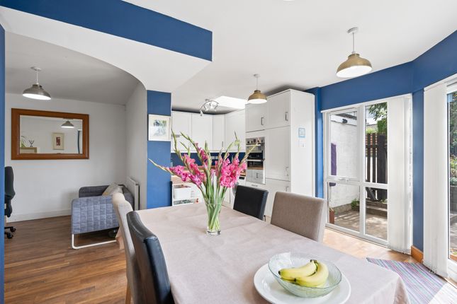 44, Buckstone Drive, Edinburgh photo 4