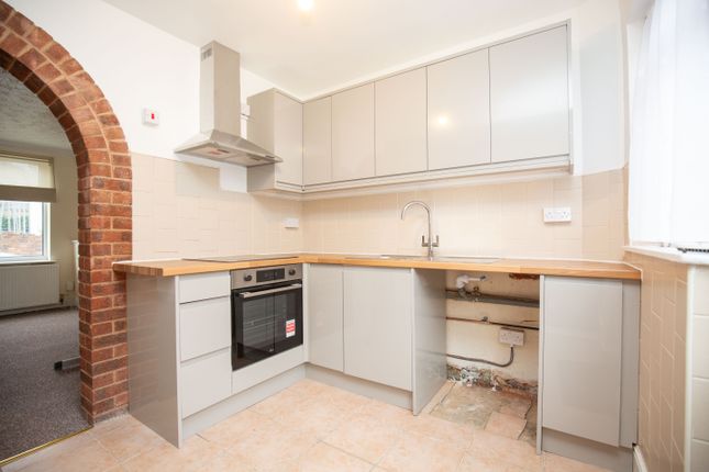 15, Richmond Road, Atherstone photo 4