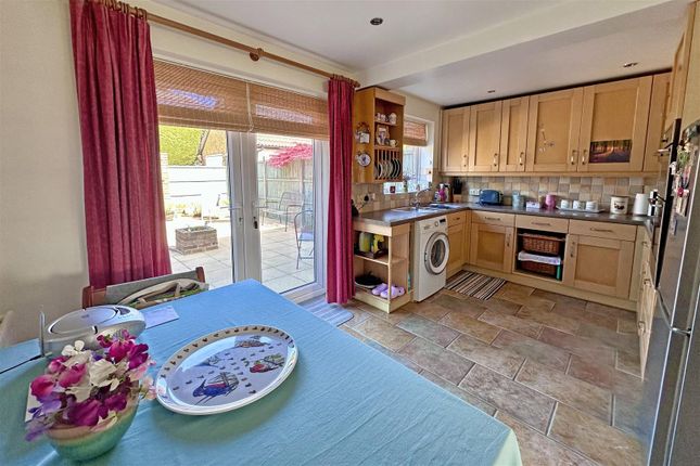 20, Woodberry Close, Chiddingfold photo 4