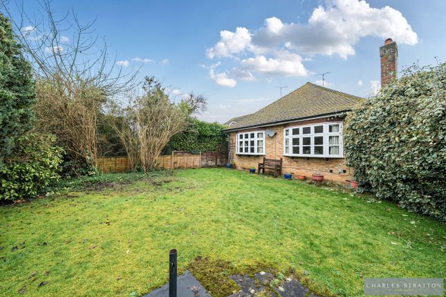 Spinney Nook, Burses Way, Brentwood photo 4