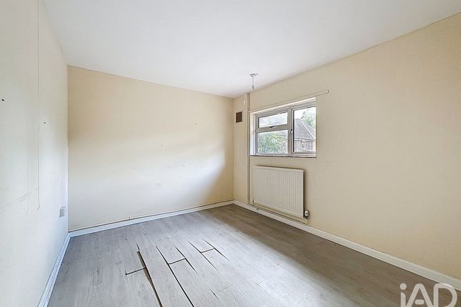 4, Vicarage Close, Bishop's Stortford photo 4