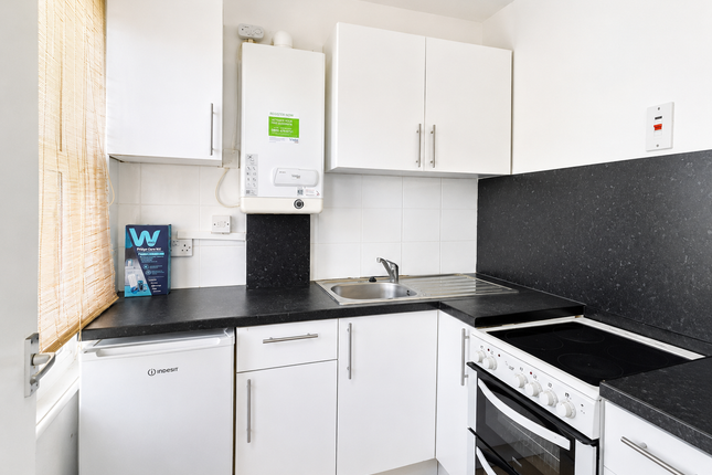 Top Floor Flat, 61, Clyde Road, Croydon photo 3