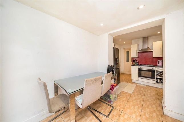 77A, Burnt Ash Hill, London photo 2