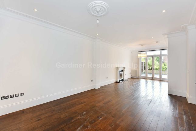 83, Mattock Lane, London photo 2