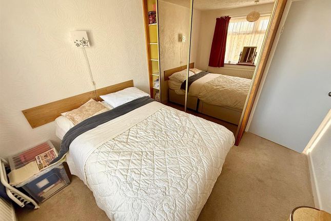 37, The Esplanade, Great Yarmouth photo 4