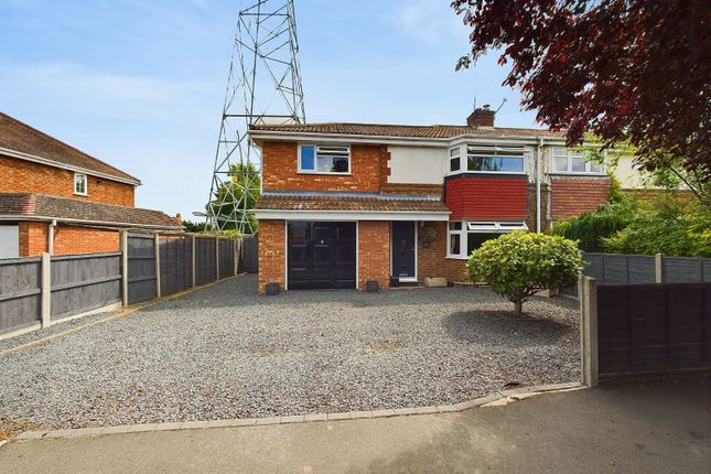 Thumbnail End terrace house for sale in Windsor Avenue, Worcester, Worcestershire