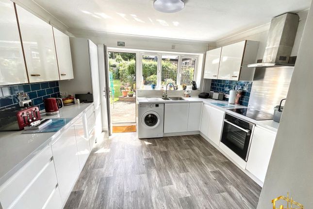101, Birkdale, Bexhill-on-Sea photo 3